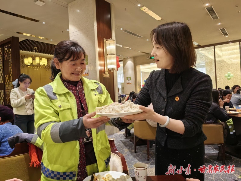 b56bb086-7ee7-464c-8617-6527a5ef08b7_l