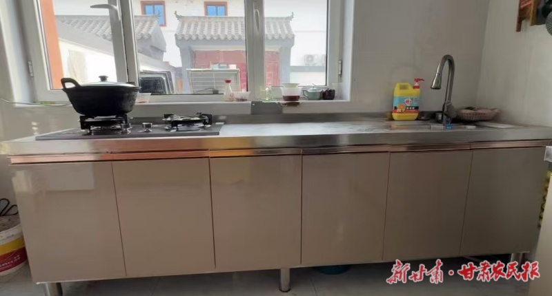 3695df26-a400-4754-ab5e-7e86869e8a58_l