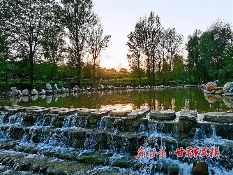 裕光村小瀑布景觀.jpg
