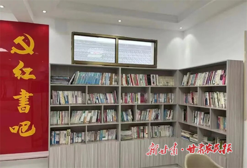 1757477215320598.jpg 立新村“農(nóng)家書屋”.jpg