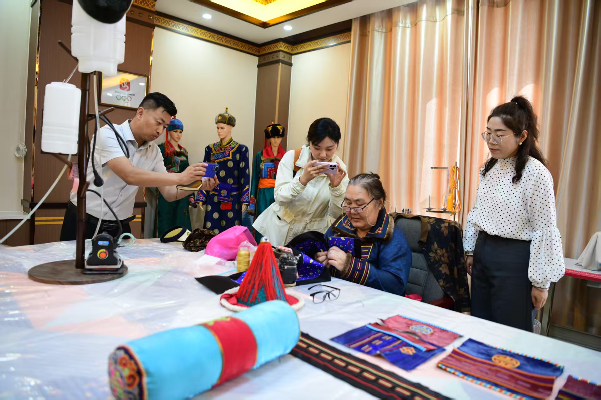 （QEY，法治邊疆行配圖）肅北：非遺館繪(43274603)-20250908103857