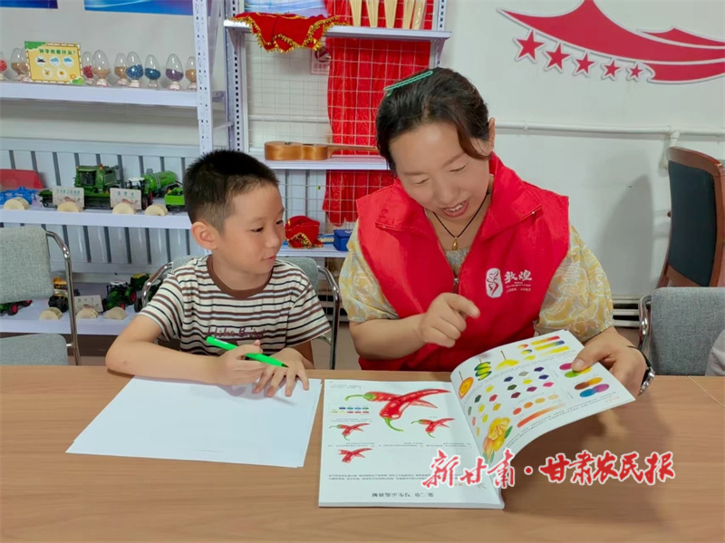 敦煌市：農(nóng)家書屋煥活力，暑期書香伴童趣