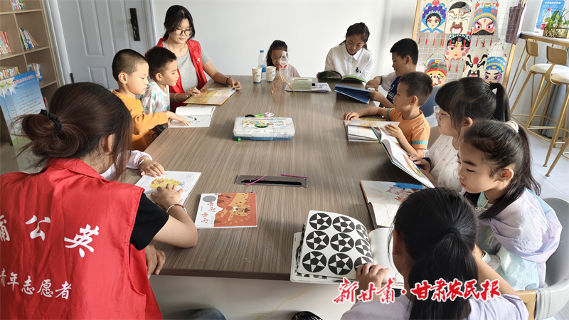 山丹縣：農(nóng)家書(shū)屋筑根基 全民閱讀繪就鄉(xiāng)村文化新圖景